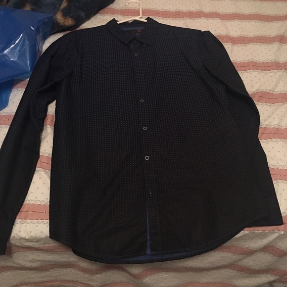 Guess dress shirt - Picture 1 of 2