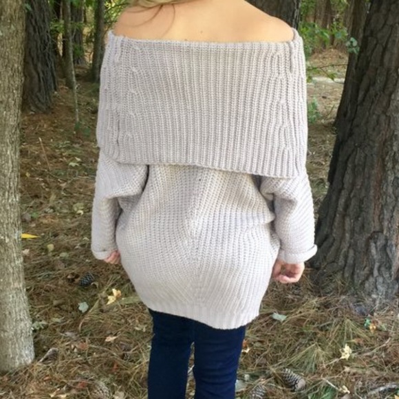 Maybe sweater - Picture 3 of 3