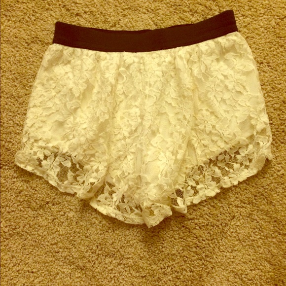 Lacy skort