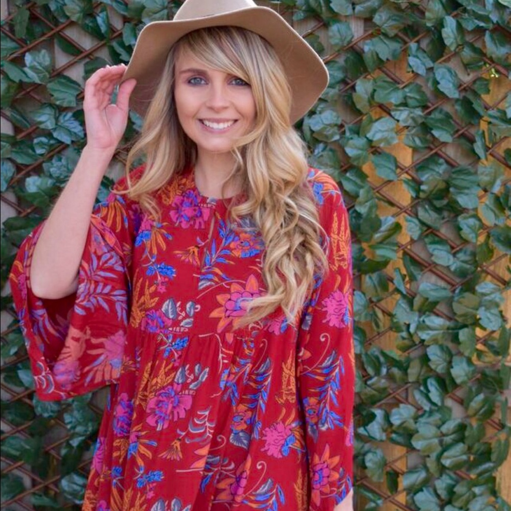 Floral Bell sleeve dress - Picture 2 of 4
