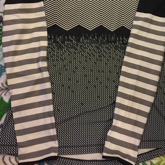 NikePro HyperWarm engineered print hoodie - Picture 4 of 4