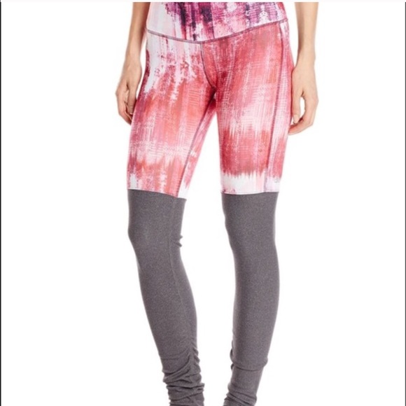 Alo Yoga Goddess Ribbed Legging 2