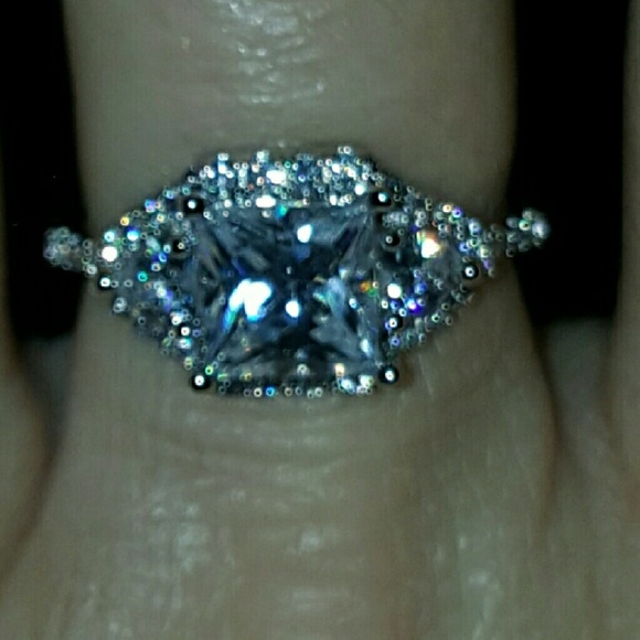 💜SALE 1 HOUR ONLY 💜 AAA ZIRCON AND STERLING SIL