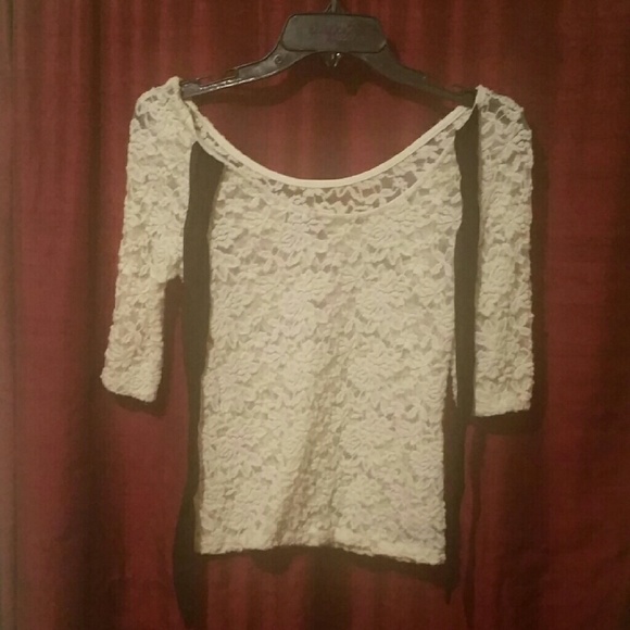 Cream lace top - Picture 2 of 4