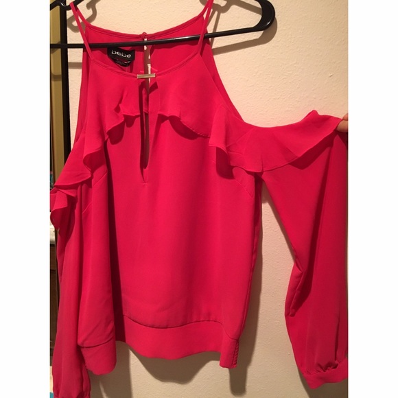 Bebe cold shoulder top pink M size