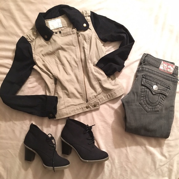 FOREVER 21 💋 DUAL TONE MOTO JACKET