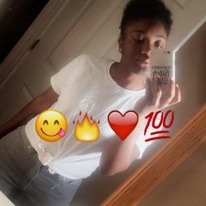 Meet your Posher, Renee'