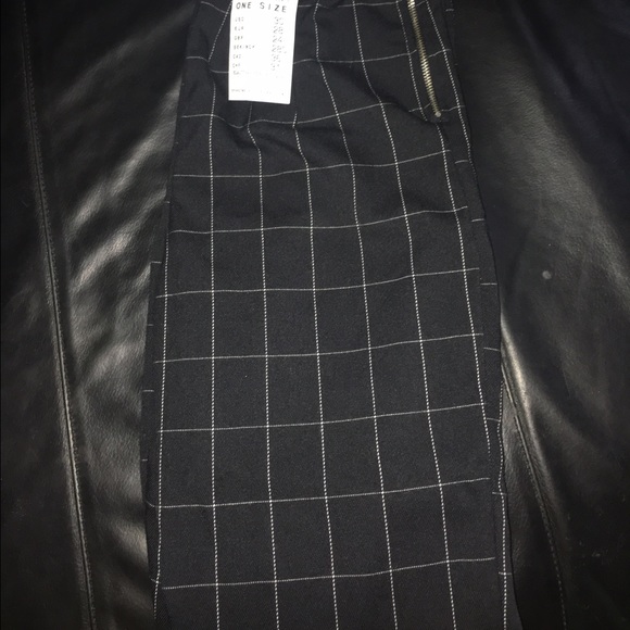 Brandy Melville gridded pants