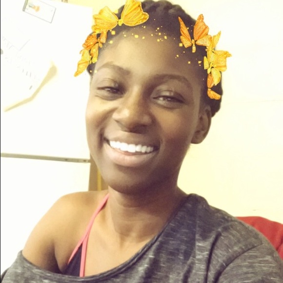 Meet your Posher, Samira
