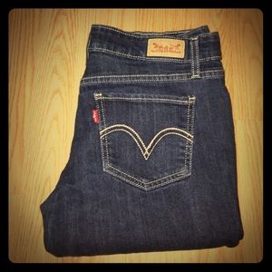 DARK BLUE LEVI'S NWOT