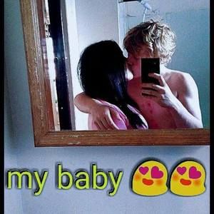 Meet your Posher, Savannah