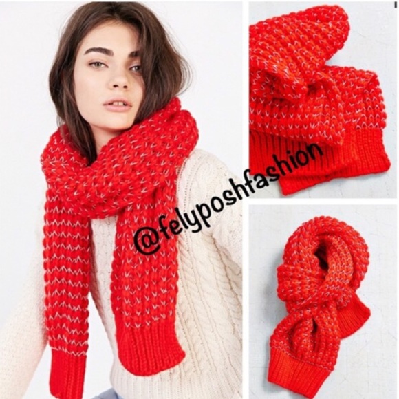 Urban Outfitters Red Yarn Mix Stripe Oblong Scarf - Picture 1 of 1