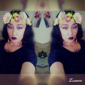 Meet your Posher, Claudia