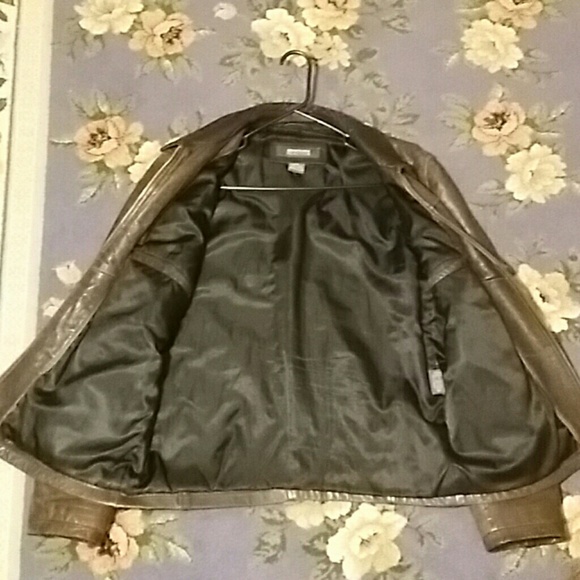 *** SOLD *** - Picture 3 of 4