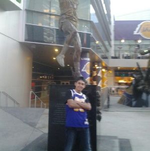 Meet your Posher, Jovany