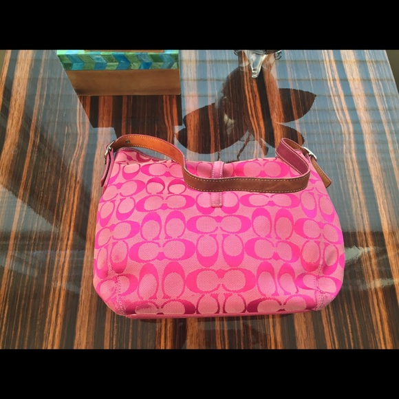 Lovely Coach Chelsea purse with lobster clasp 2003 - Picture 2 of 4