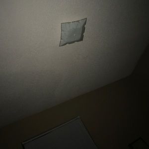 Meet your Posher, Ayala