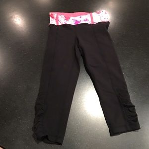 Ivivva Disney Capri leggings size 8