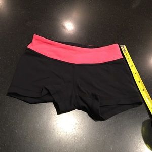 Ivivva super short hot shorts size 8 girls
