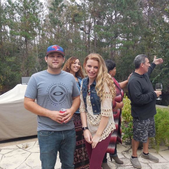 Meet your Posher, Courtney