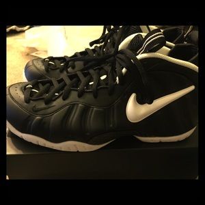 Dr Doom Sz 12