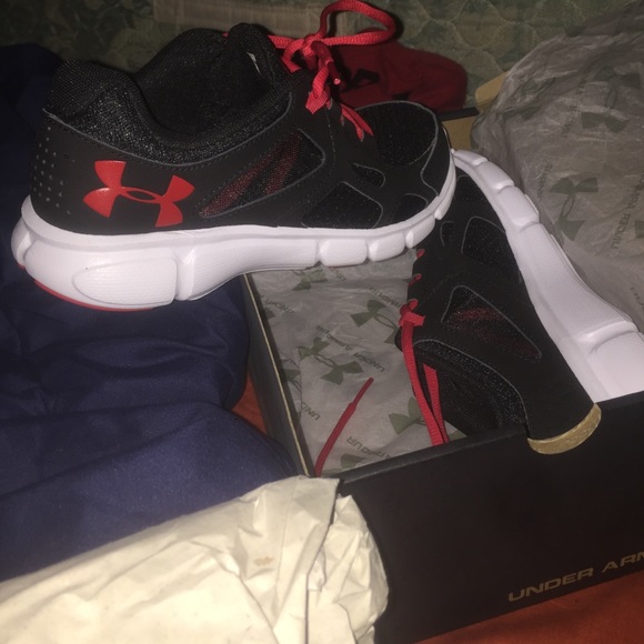 Brand new under Armour shoes