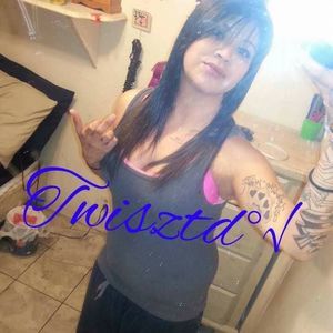 Meet your Posher, Vivian