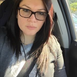 Meet your Posher, Carmen