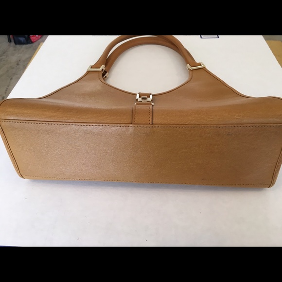 SOLD Gucci Handbag - Picture 2 of 4