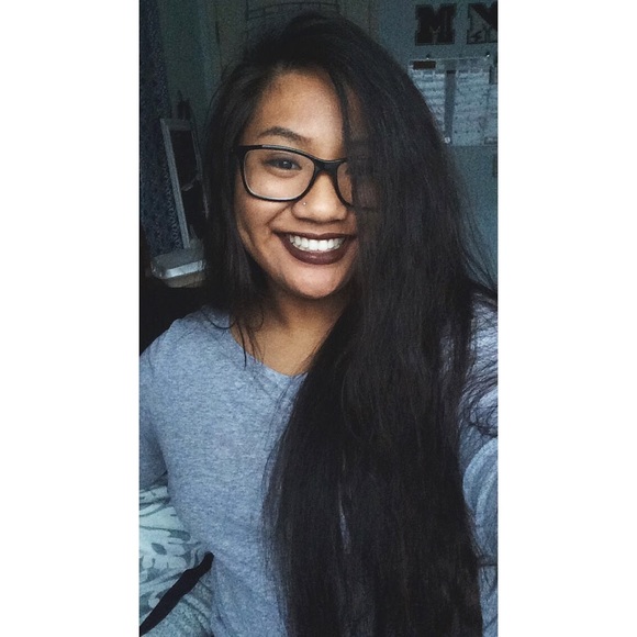 Meet your Posher, Karissa - Picture 1 of 1