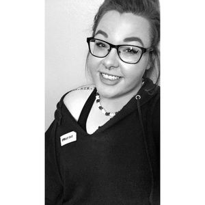 Meet your Posher, Fallon