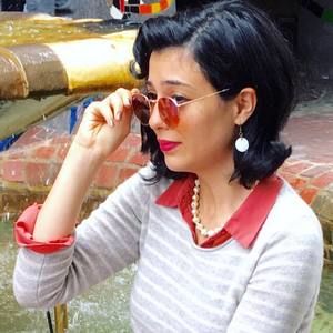 Meet your Posher, Batya