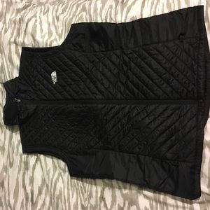 NWOT north face vest!