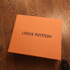 Louis Vuitton box