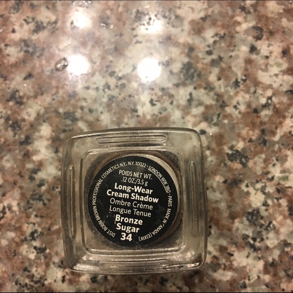 Bobbi brown long wearing eye shadow - Picture 2 of 3