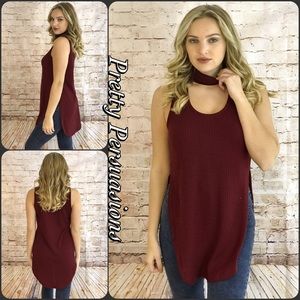 CLEARANCE‼️ NWT Wine Ribbed Choker Sleeveless Top