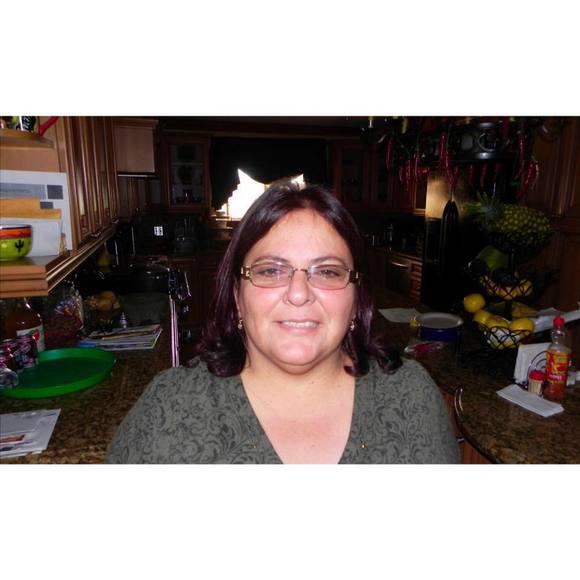 Meet your Posher, Ofelia