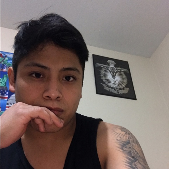 Meet your Posher, Carlos