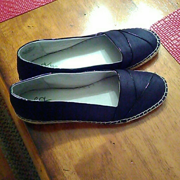 Ladies shoes