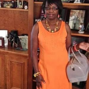 Meet your Posher, Debra