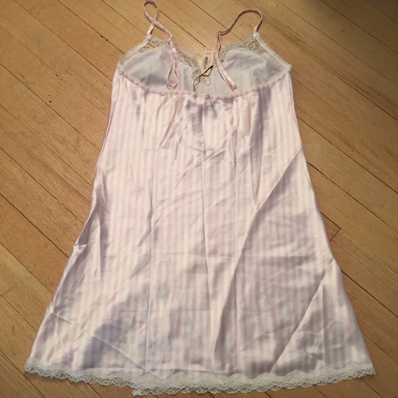 SOLD - Picture 4 of 4