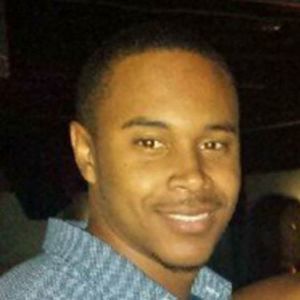 Meet your Posher, Devin