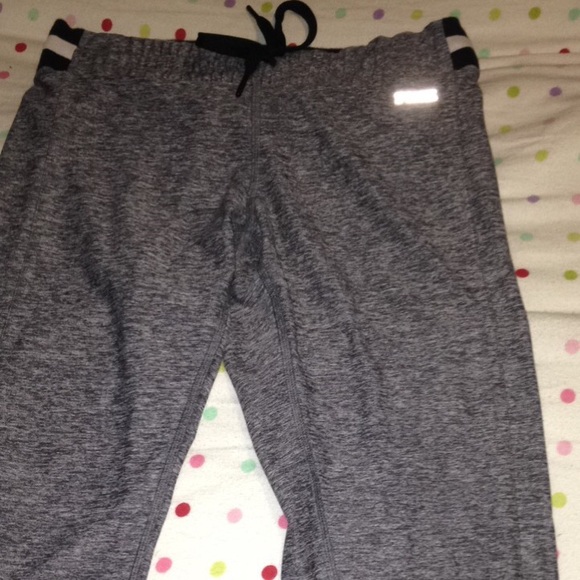 PINK Ultimate Leggings