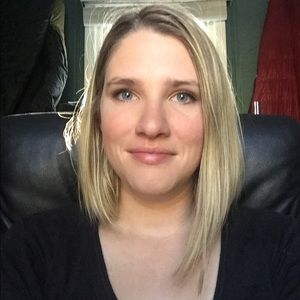 Meet your Posher, Vanessa