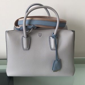 MCM Milla tote medium,whisper grey(very light blue