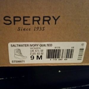 Sperry Winter Boots