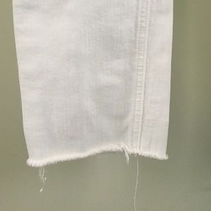 J. Crew Jeans - J. Crew petite Reid cone denim in white J. Crew Jeans - J. Crew petite Reid cone denim in white