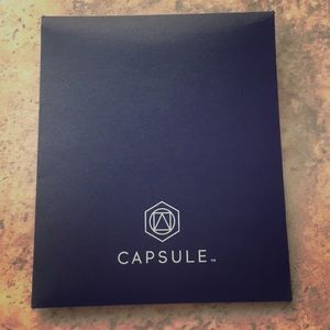 New capsule wallet
