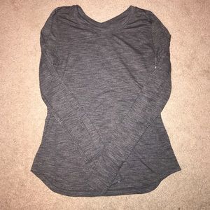 LULULEMON long sleeve shirt, size 8.