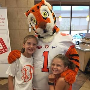 Meet your Posher, Jenny